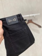 入手困難品！ 2026 フェンディ 新作 ジーンズ コピー