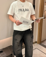 注目アイテム♡ 2026 プラダ 新作 半袖Tシャツ スーパーコピー