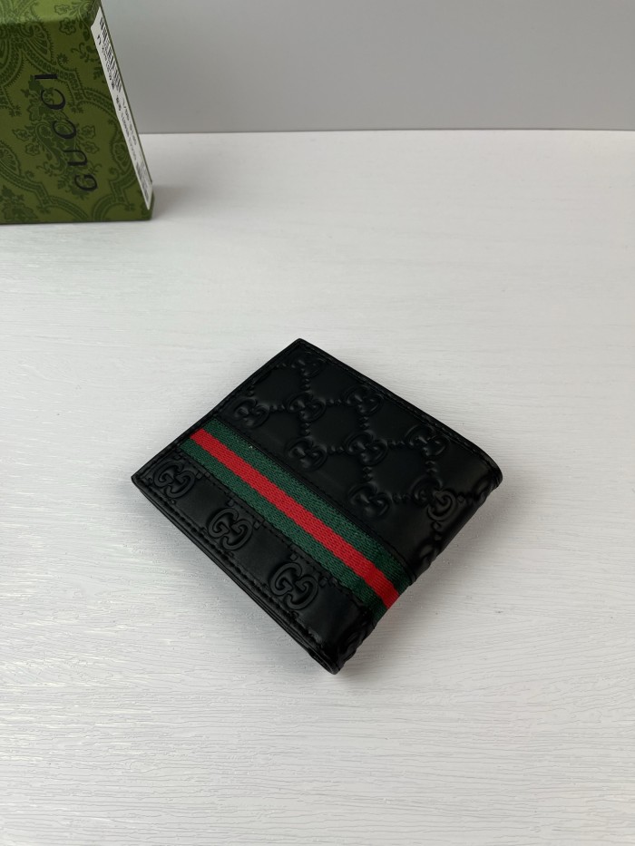 争奪戦  グッチ メンズ 折り財布 偽物  138042