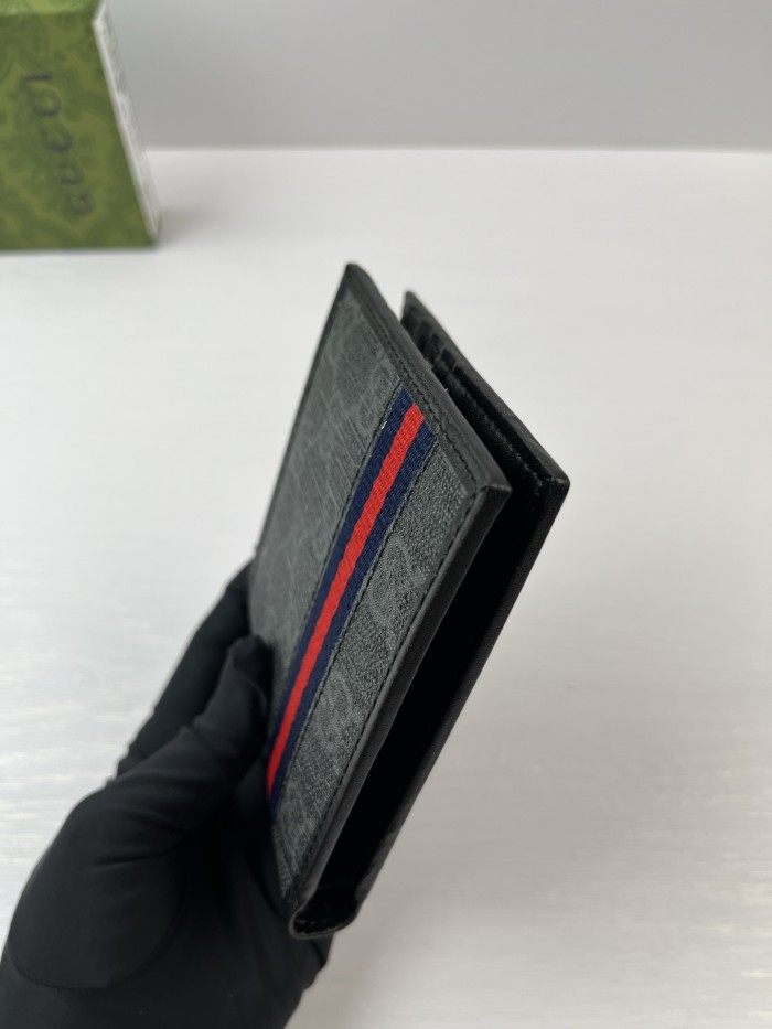 人気急上昇  グッチ メンズ 折り財布 スーパーコピー 138042
