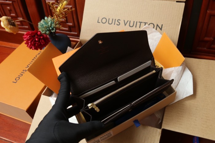入手困難品！ルイヴィトン 男女兼用 長財布 スーパーコピー M60531