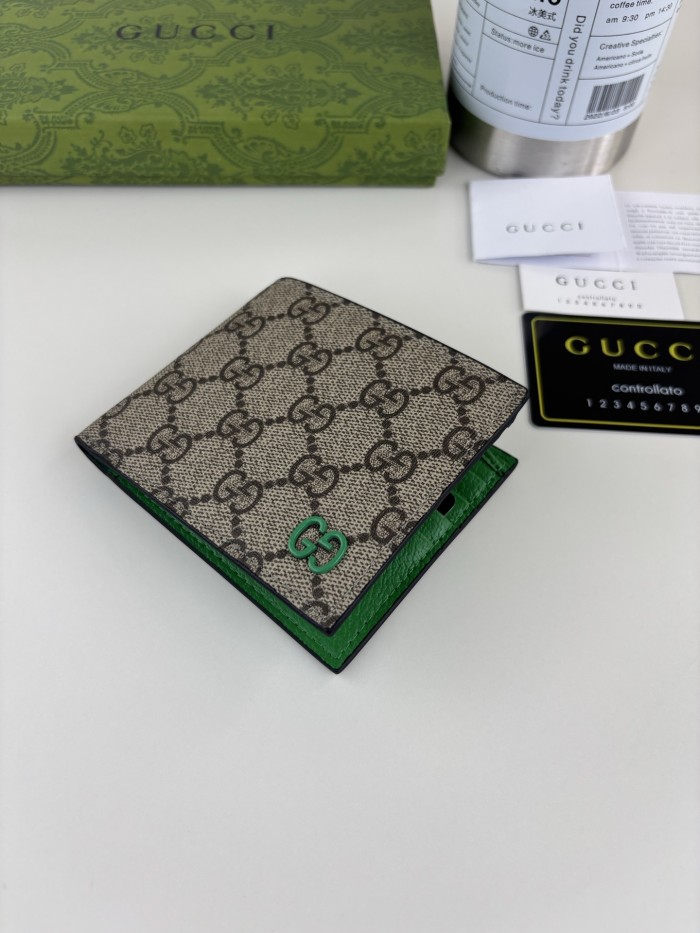 世界中で大人気♪  グッチ メンズ 折り財布 コピー 768243