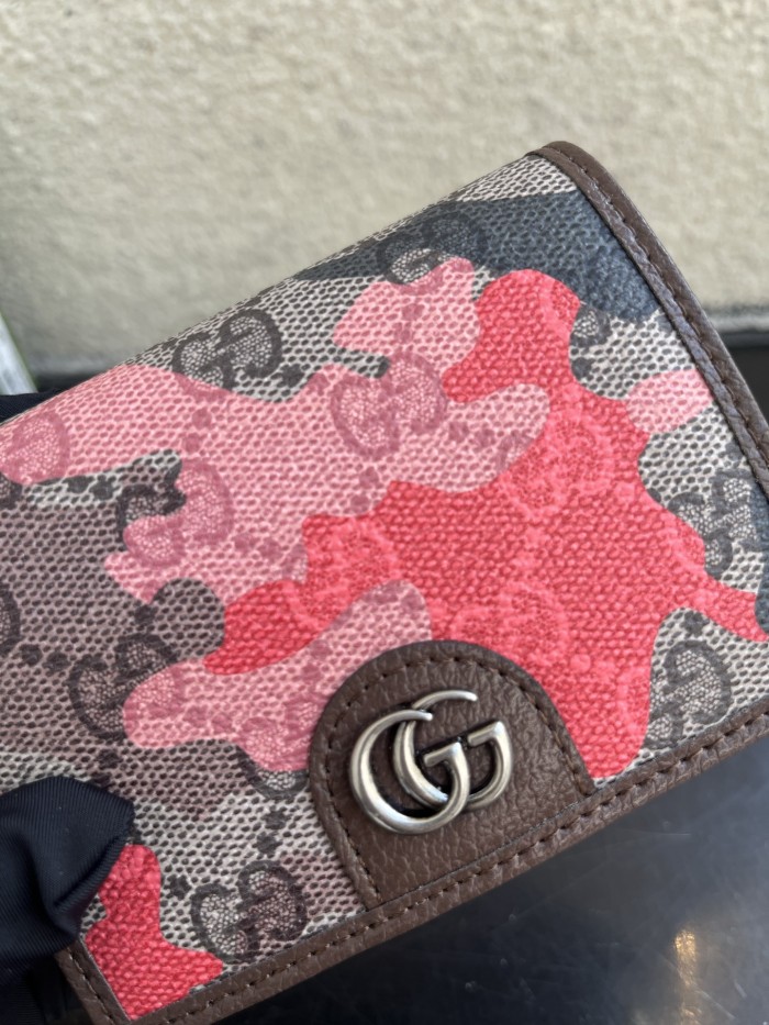 注目アイテム☆ グッチ レディース 折り財布 コピー  838487