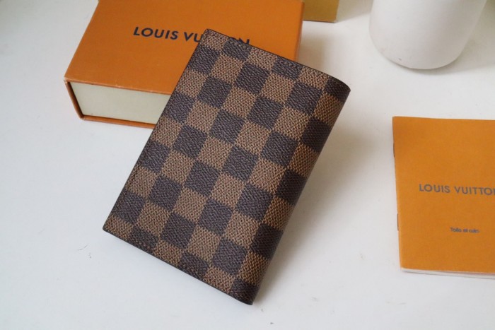 【限定カラー】ルイヴィトン 男女兼用 カードケース コピー M64501