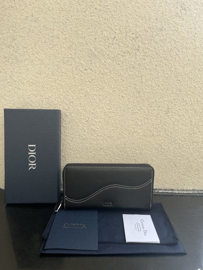 完売必至 ディオール メンズ 長財布 偽物