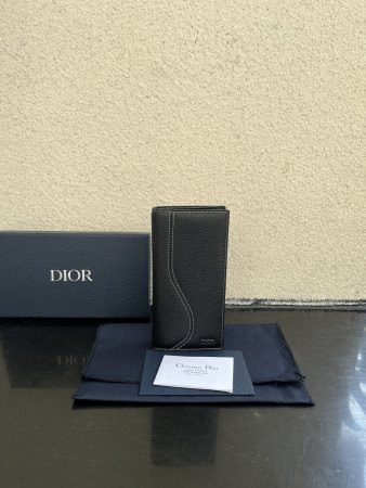 入手困難！ディオール メンズ 長財布 スーパーコピー C330