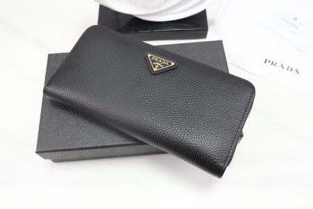 完売必至 プラダ メンズ 長財布 コピー8858   4色