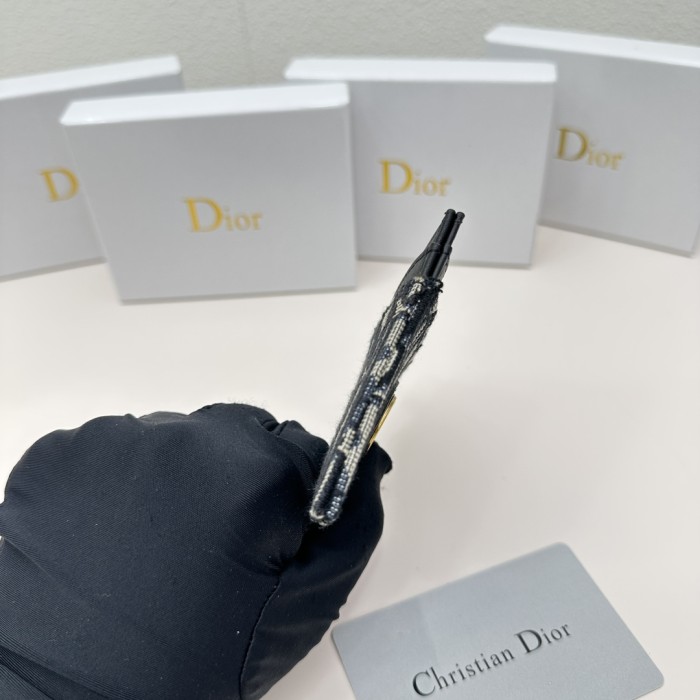 目を惹くカラー ディオール 男女兼用 カードホルダー 偽物 D46