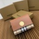 注目アイテム♡  バーバリー 男女兼用 折り財布 偽物 2861