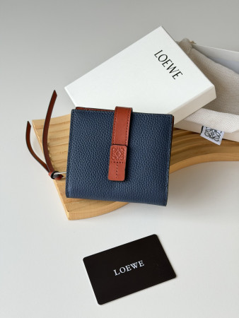売上総額１位！ロエベ 男女兼用 折り財布 偽物 L1125