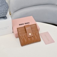 人気No1 ミュウミュウ レディース 折り財布 偽物 7色 2515