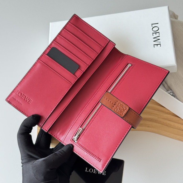 送料込 ロエベ 男女兼用 長財布 スーパーコピー L1101