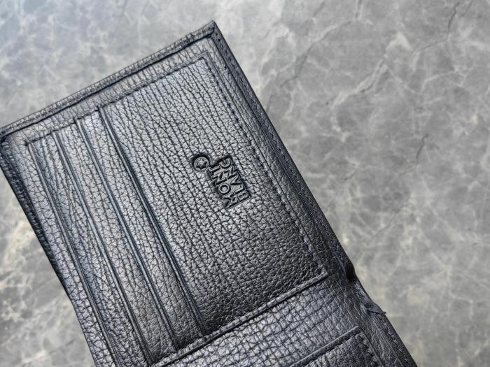日本未入荷 モンブラン メンズ 折り財布 偽物