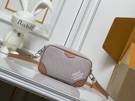 入手困難品！ルイヴィトン レディース ショルダーバッグ スーパーコピー M26937