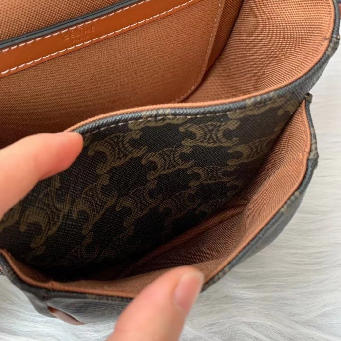 激安価格！ セリーヌ レディース ショルダーバッグ コピー C1915