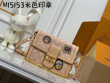 注目度抜群！ルイヴィトン レディース ショルダーバッグ コピー M15153