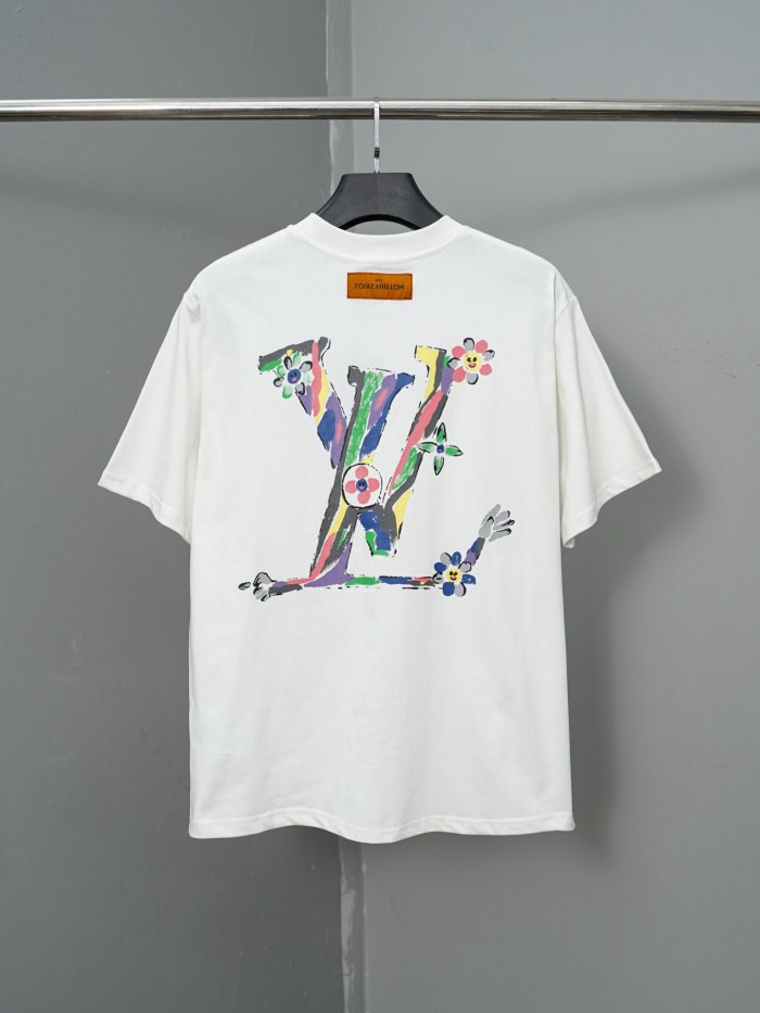 新色登場☆ 2026 ルイヴィトン 新作 半袖Tシャツ コピー