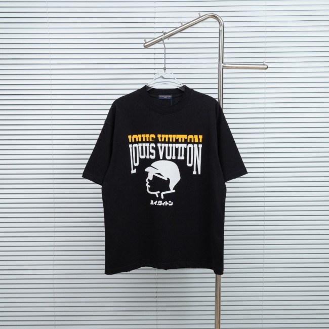 世界中で大人気♪ 2026 ルイヴィトン 新作 半袖Tシャツ コピー