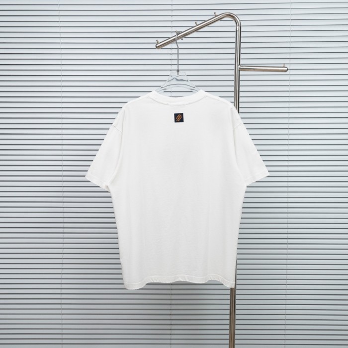 高品質♪♪♪ 2026 ルイヴィトン 新作 半袖Tシャツ 偽物