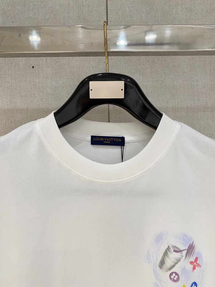 人気急上昇 2026 ルイヴィトン 新作 半袖Tシャツ スーパーコピー