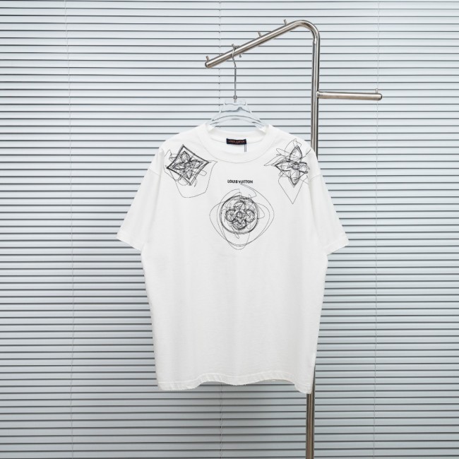 高品質♪♪♪ 2026 ルイヴィトン 新作 半袖Tシャツ 偽物