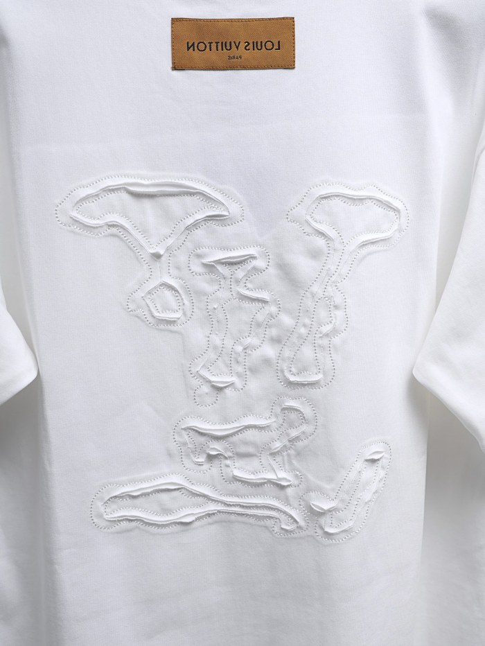 ☆超人気☆ 2026 ルイヴィトン 新作 半袖Tシャツ コピー