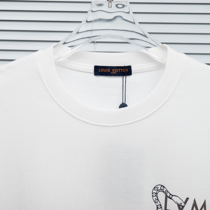 日本未入荷 2026 ルイヴィトン 新作 半袖Tシャツ 偽物