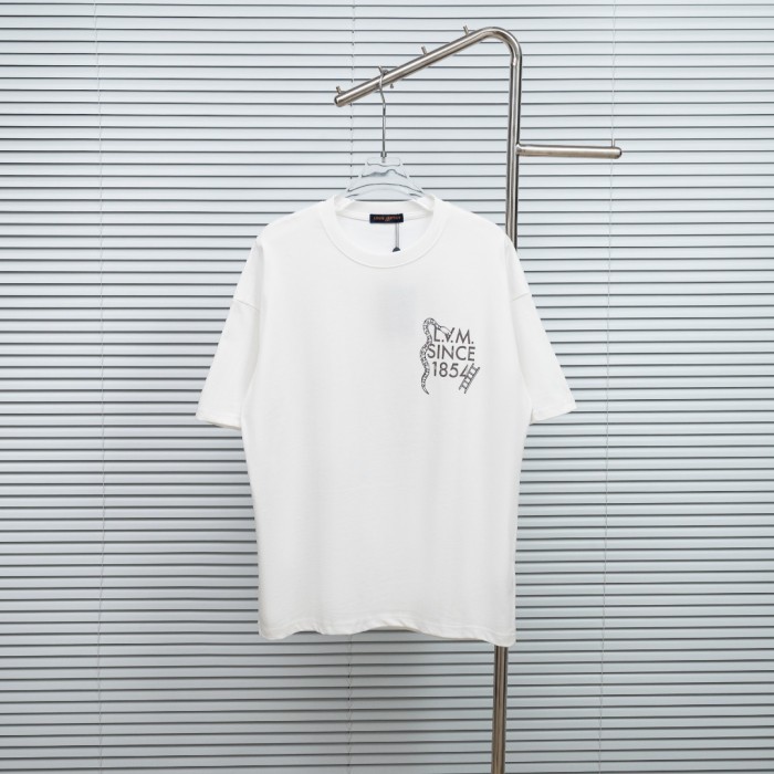 日本未入荷 2026 ルイヴィトン 新作 半袖Tシャツ 偽物