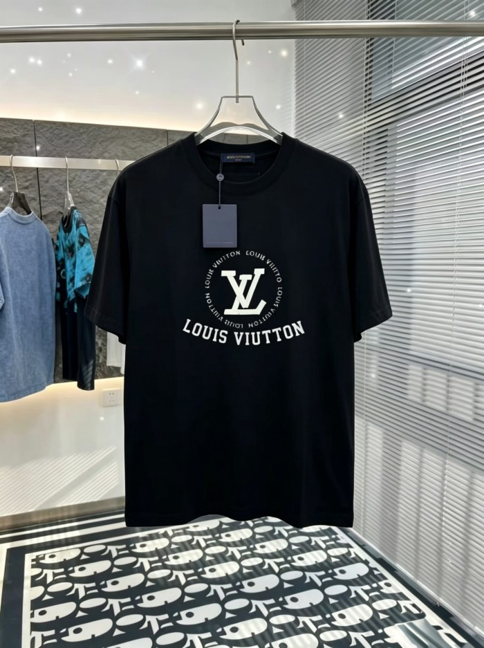 希少♪限定 2026 ルイヴィトン 新作 半袖Tシャツ コピー