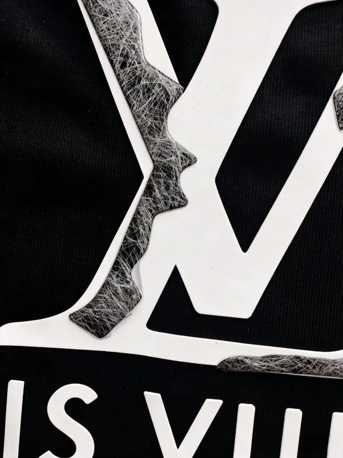 使い勝手良 2026 ルイヴィトン 新作 半袖Tシャツ 偽物