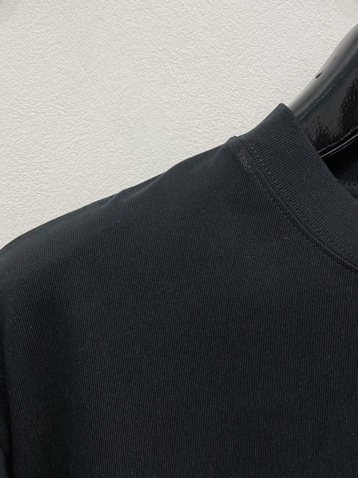 人気No1★ 2026 ルイヴィトン 新作 半袖Tシャツ 偽物