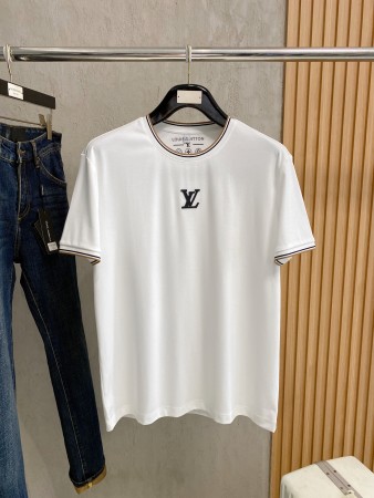 超希少！2026 ルイヴィトン 新作 半袖Tシャツ スーパーコピー