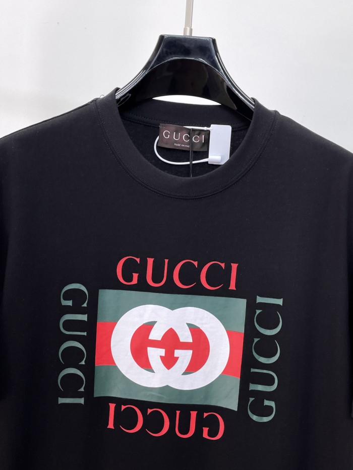 累積売上総額第１位！2026 グッチ 新作 半袖Tシャツ スーパーコピー
