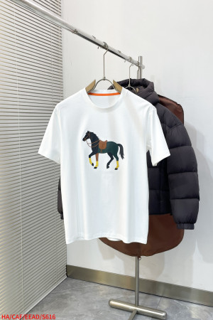 人気急上昇 2026 エルメス 新作 半袖Tシャツ コピー