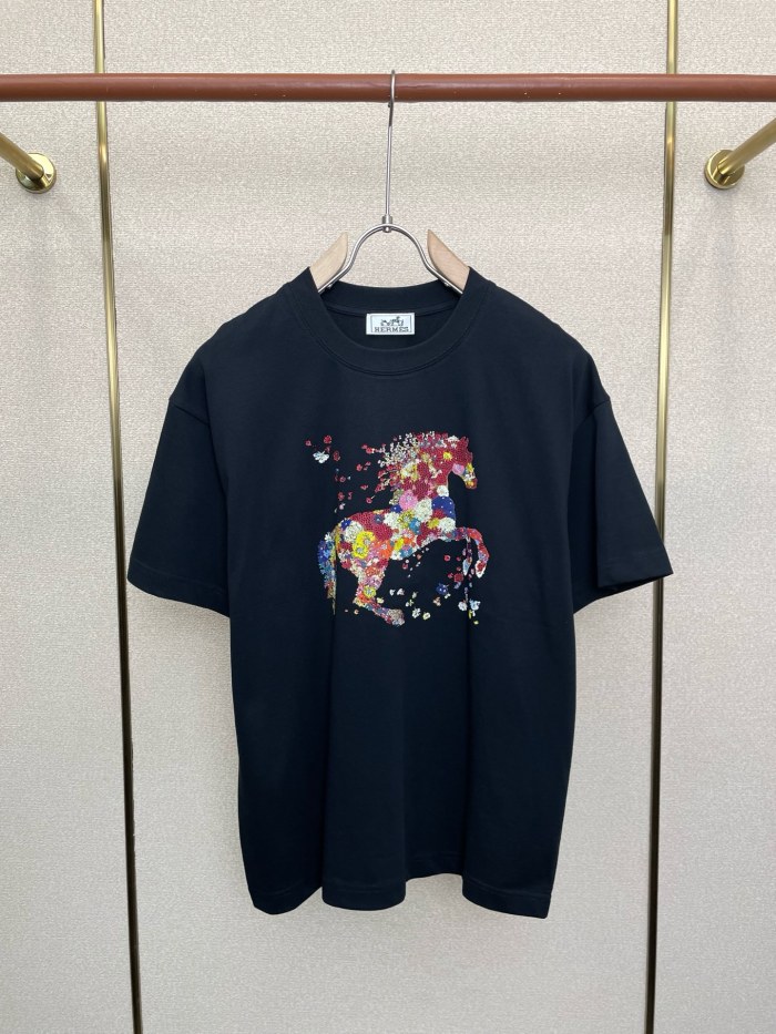 絶対欲しい！2026 エルメス 新作 半袖Tシャツ スーパーコピー  2色