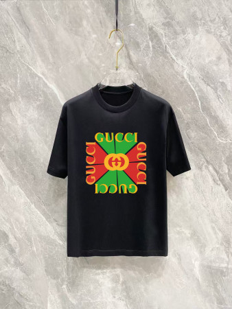 《人気★》2026 グッチ 新作 半袖Tシャツ コピー 2色