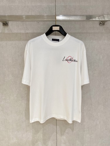 超希少！2026 ルイヴィトン 新作 半袖Tシャツ 偽物