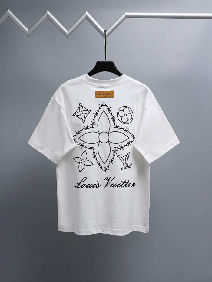 定番人気！2026 ルイヴィトン 新作 半袖Tシャツ コピー