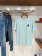 世界中で大人気♪ 2026 エルメス 新作 半袖Tシャツ 偽物