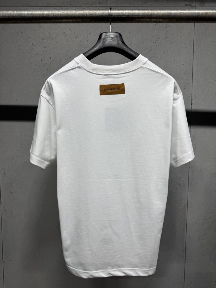 日本未入荷 2026 ルイヴィトン 新作 半袖Tシャツ コピー