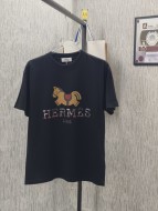 使い勝手良し 2026 エルメス 新作 半袖Tシャツ スーパーコピー