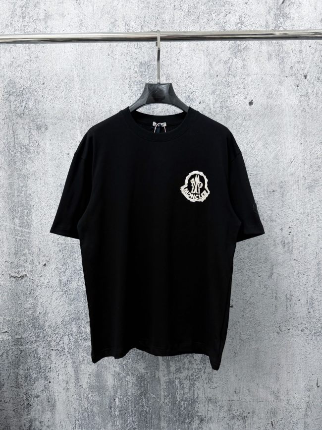 《人気★》2026 モンクレール 新作 半袖Tシャツ 偽物