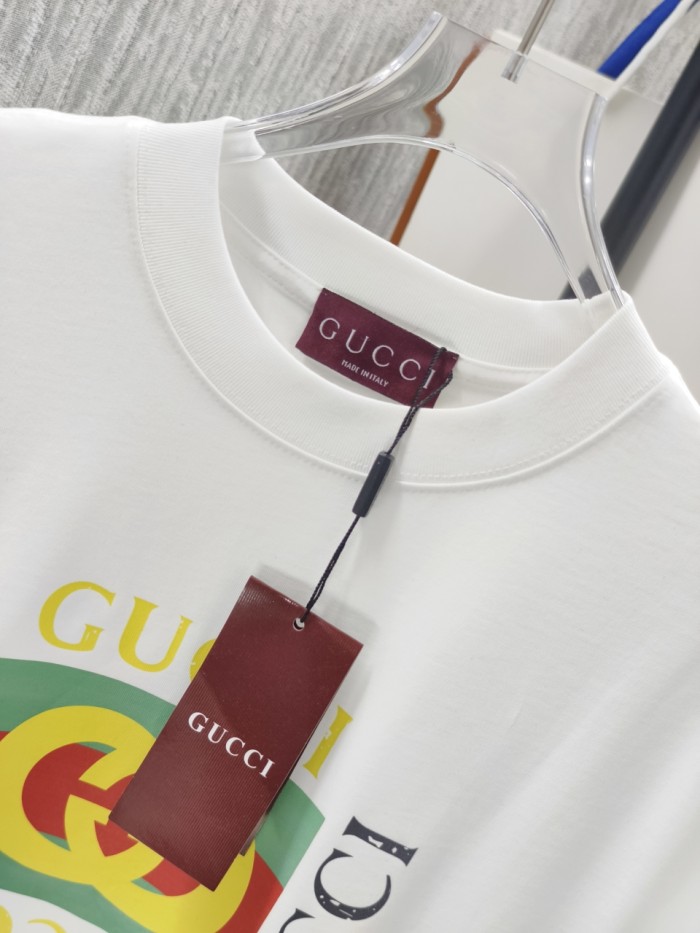 【使い勝手抜群】2026 グッチ 新作 半袖Tシャツ 偽物