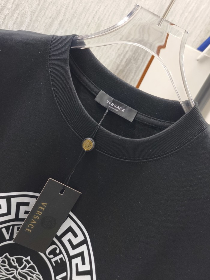☆超人気☆ 2026 ヴェルサーチェ 新作 半袖Tシャツ スーパーコピー