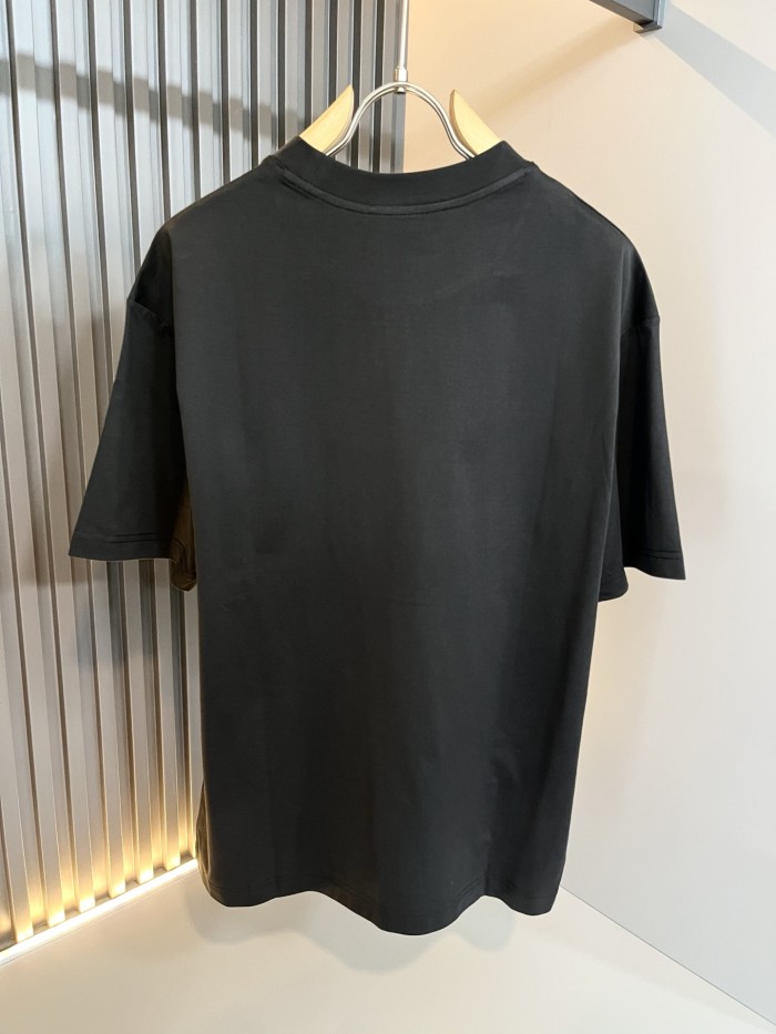 【限定カラー】2026 グッチ 新作 半袖Tシャツ 偽物
