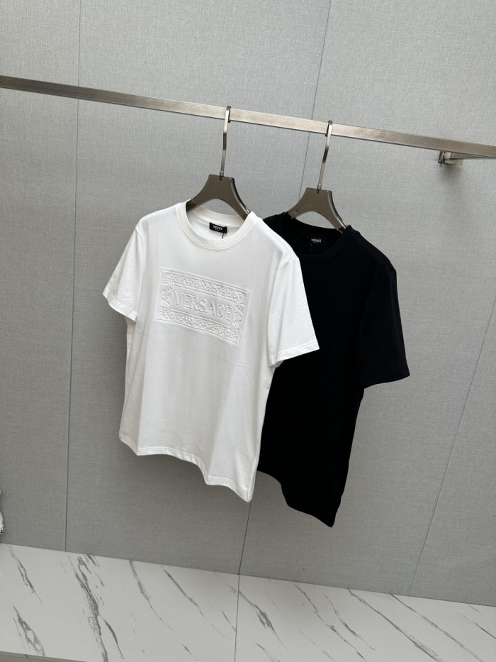 おすすめ 2026 ヴェルサーチェ 新作 半袖Tシャツ コピー