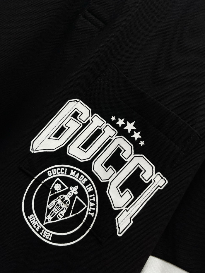 争奪戦 2026 グッチ 新作 半袖Tシャツ スーパーコピー
