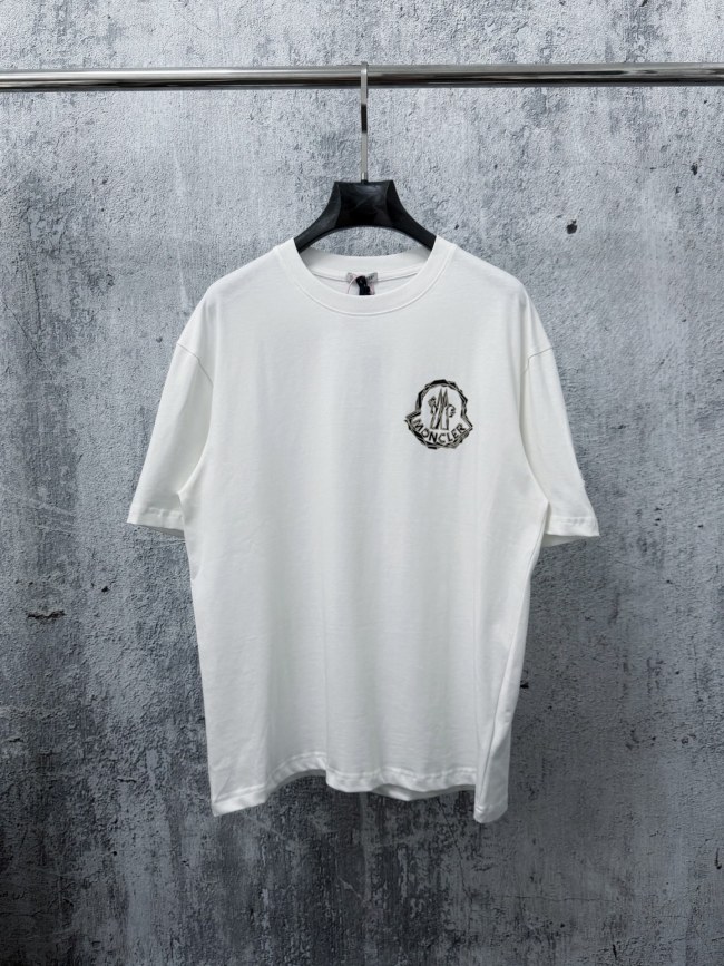 注目アイテム♡ 2026 モンクレール 新作 半袖Tシャツ コピー