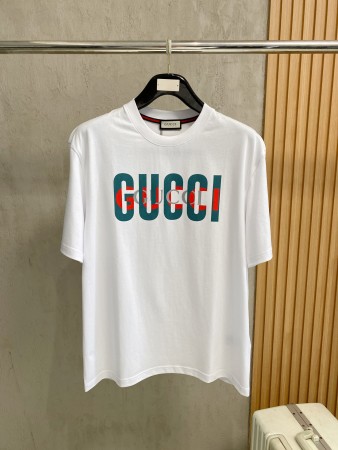 希少♪限定 2026 グッチ 新作 半袖Tシャツ 偽物