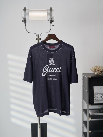 【即発】★ 2026 グッチ 新作 半袖Tシャツ スーパーコピー